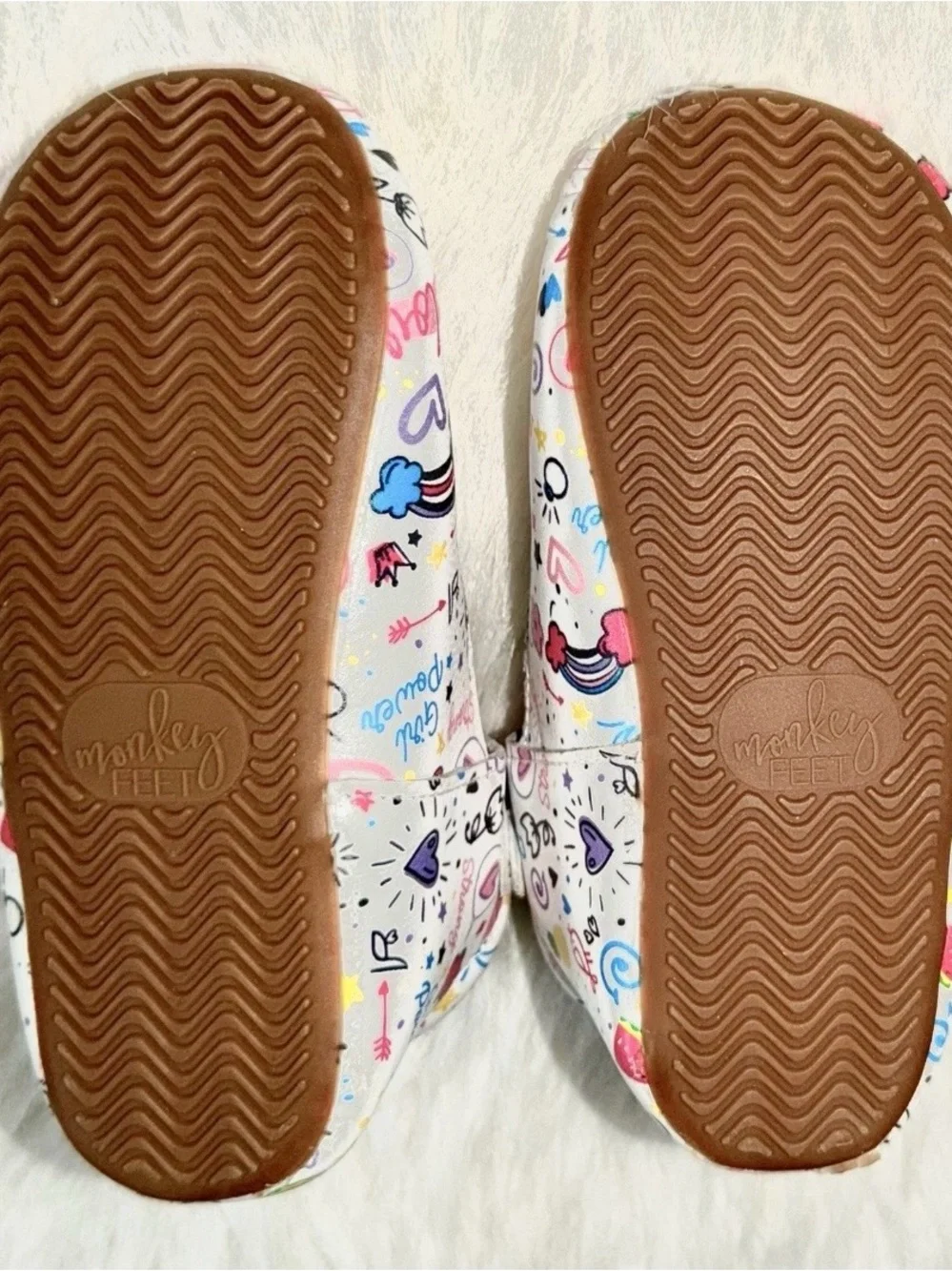 Monkey Feet Mary Jane Leather shoes in Girls’ size 6-7 Fun Colorful Print! NWOT